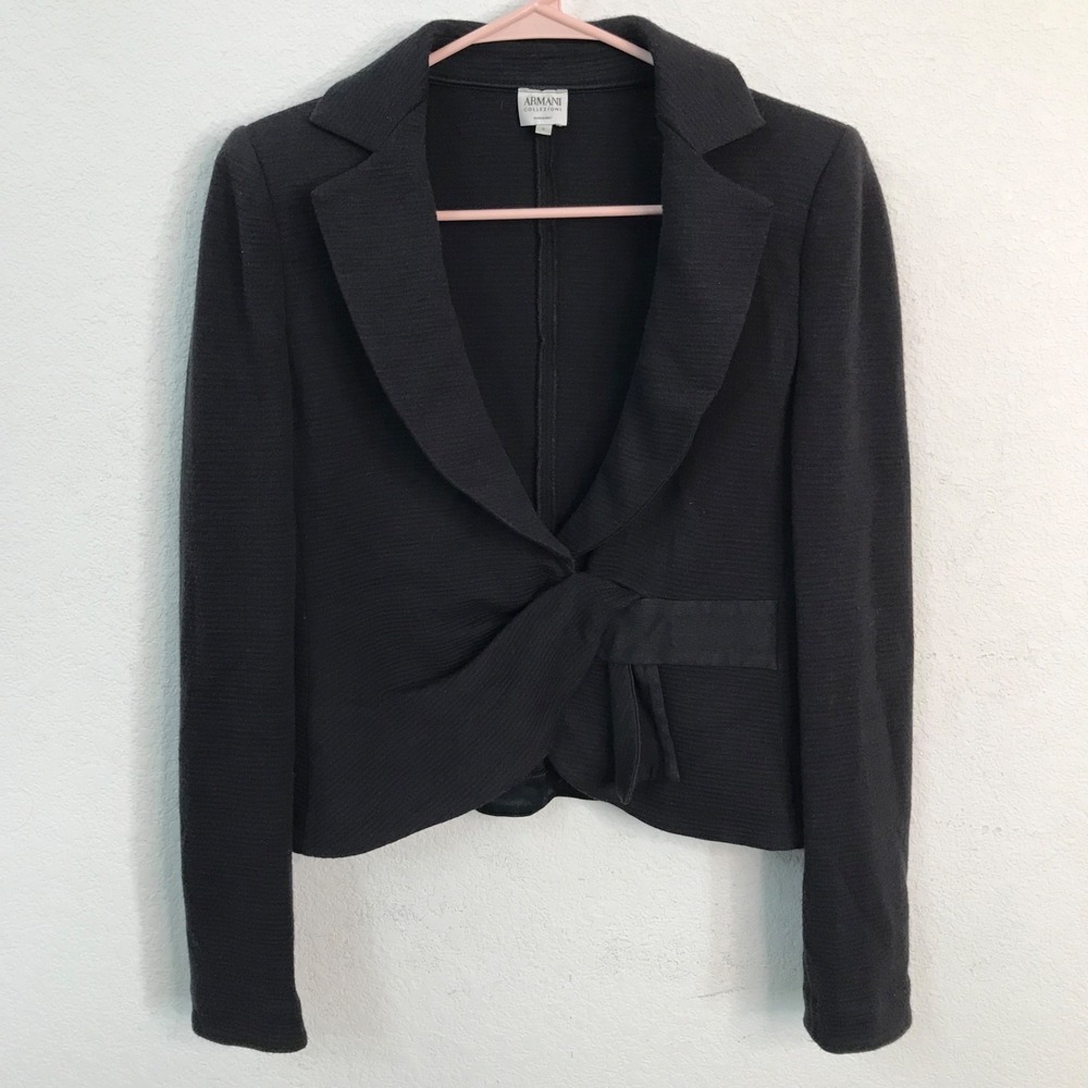 Armani Womens Black Blazer Jacket Size 6 Cropped Fold Over Twist Closure